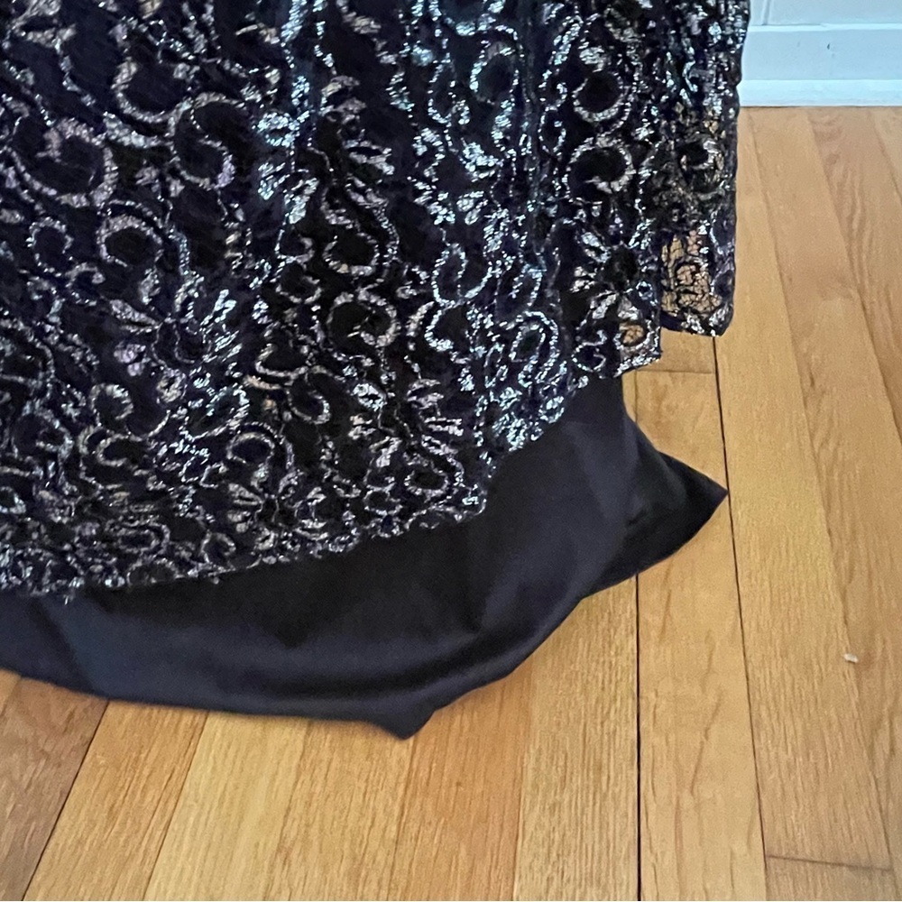 Holiday Party Dress Metallic Lace Gown Formal Black Silver Calvin Klein - Picture 8 of 12